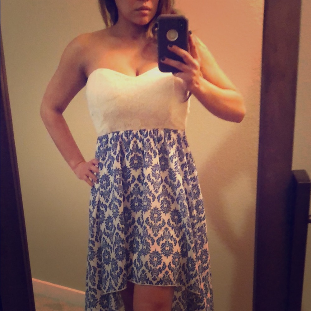Beautiful high-low strapless dress
